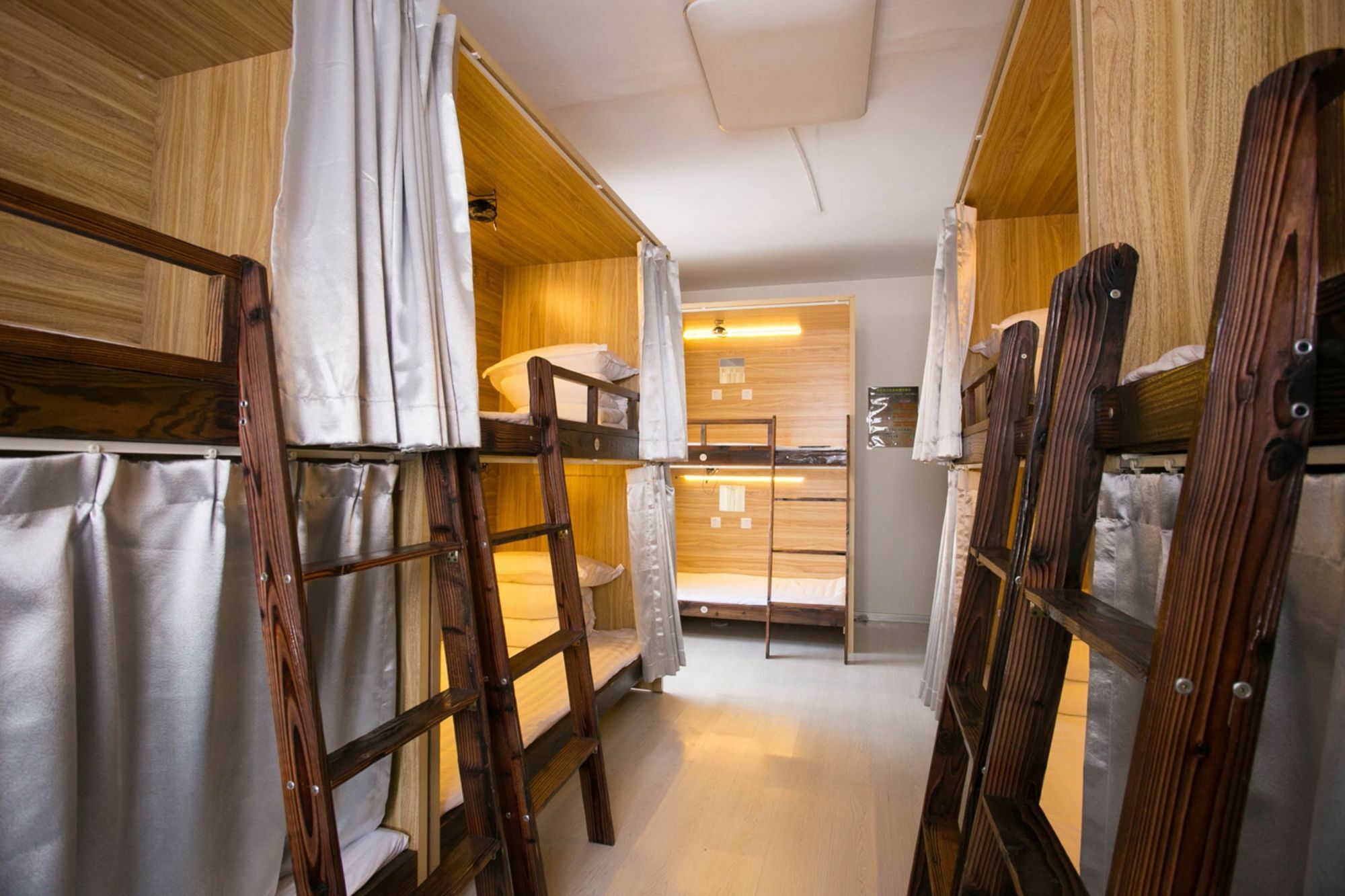 Harbin Riceshop Youth Hostel, Luaran gambar